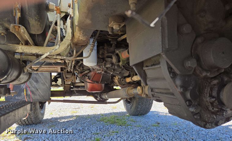 image for item DP6381 1987 Mack CS300P bucket truck