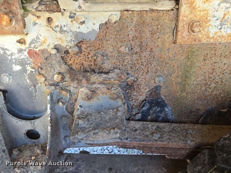 image for item DP6381 1987 Mack CS300P bucket truck