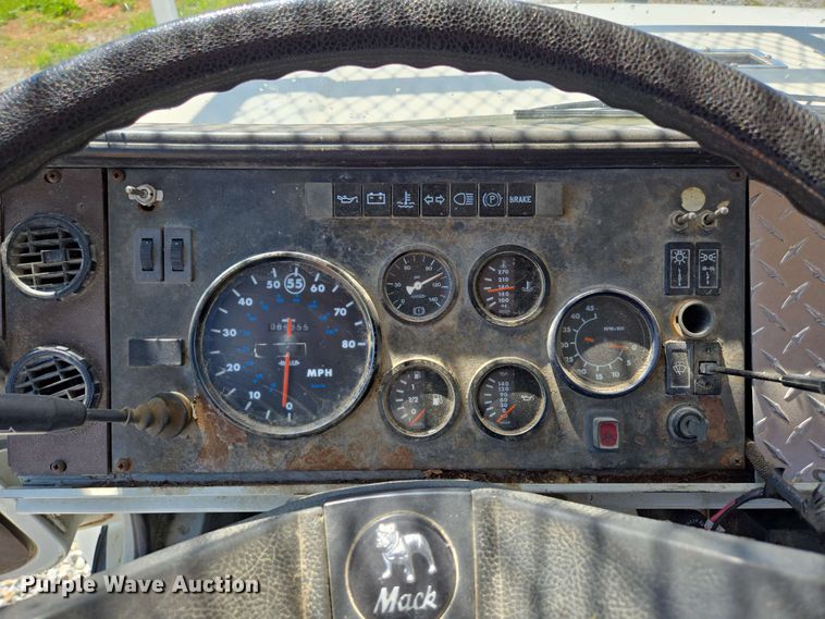 image for item DP6381 1987 Mack CS300P bucket truck