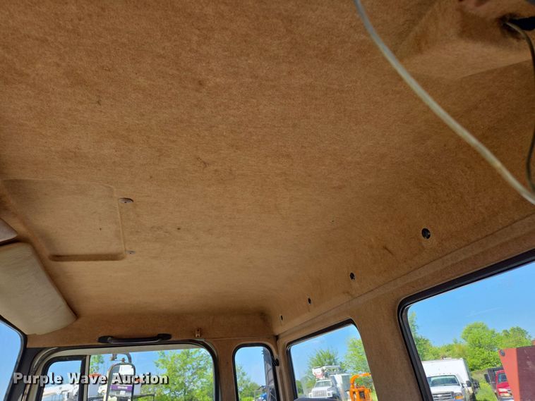 image for item DP6381 1987 Mack CS300P bucket truck