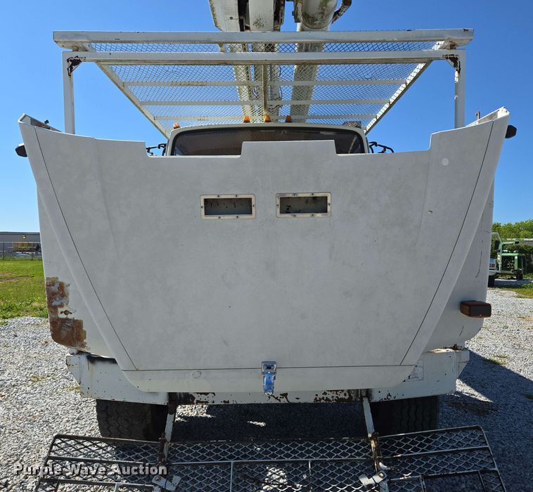 image for item DP6381 1987 Mack CS300P bucket truck