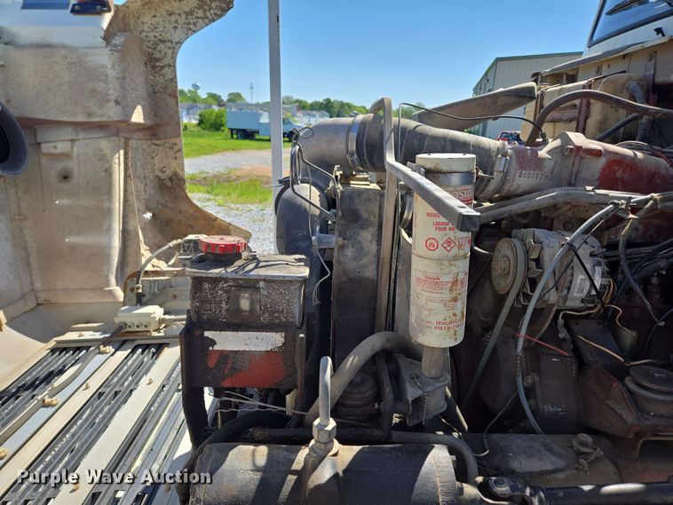 image for item DP6381 1987 Mack CS300P bucket truck