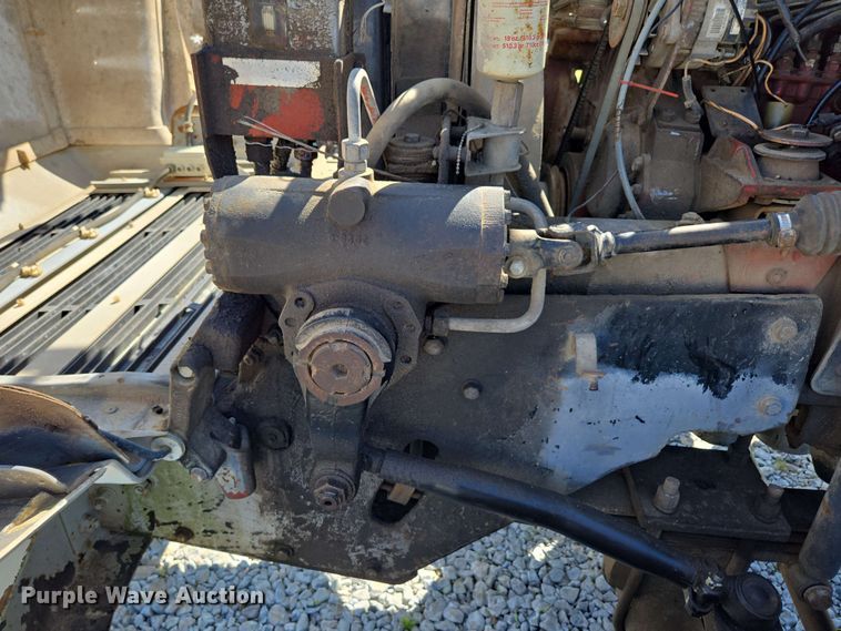 image for item DP6381 1987 Mack CS300P bucket truck