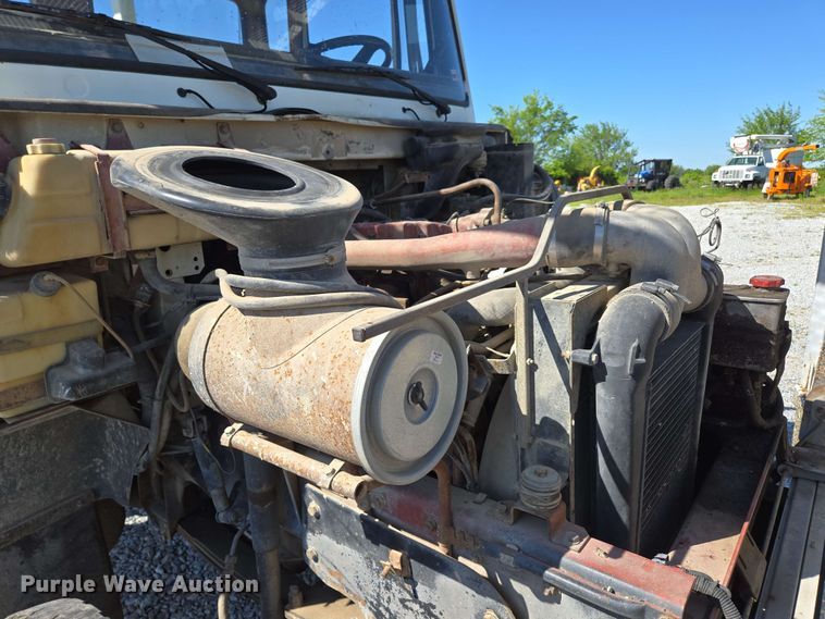 image for item DP6381 1987 Mack CS300P bucket truck