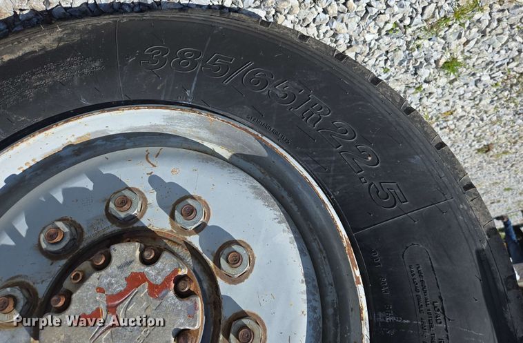 image for item DP6381 1987 Mack CS300P bucket truck