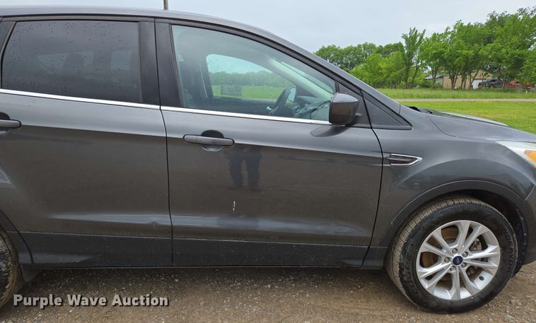 image for item DP6404 2017 Ford Escape SE SUV