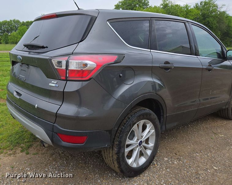 image for item DP6404 2017 Ford Escape SE SUV