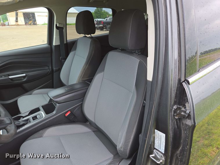 image for item DP6404 2017 Ford Escape SE SUV