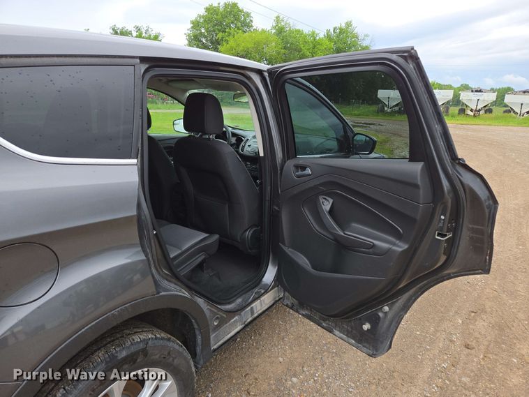 image for item DP6404 2017 Ford Escape SE SUV