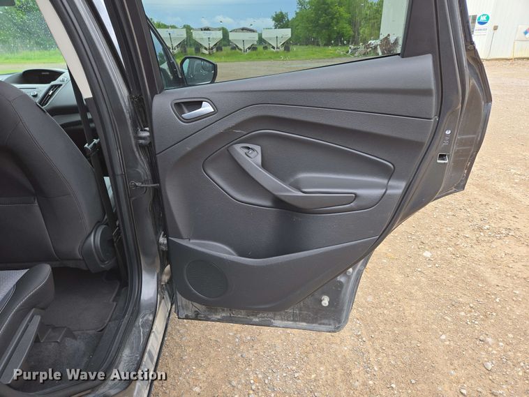 image for item DP6404 2017 Ford Escape SE SUV