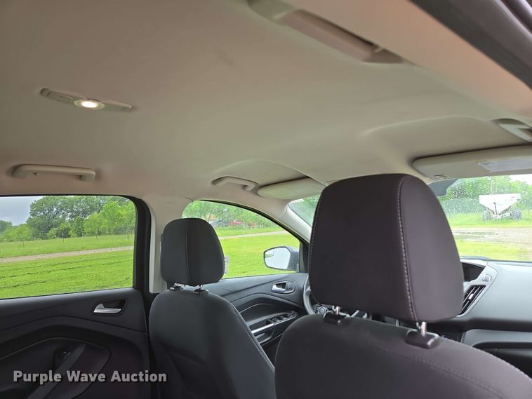 image for item DP6404 2017 Ford Escape SE SUV