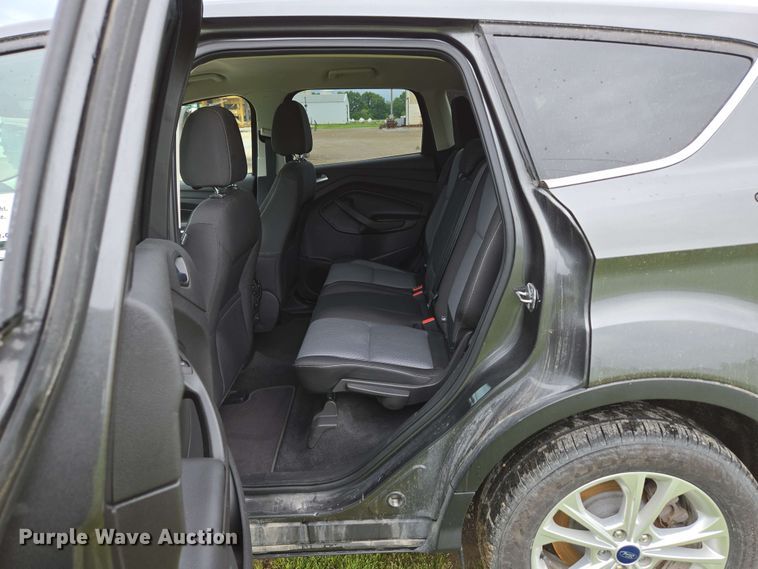 image for item DP6404 2017 Ford Escape SE SUV