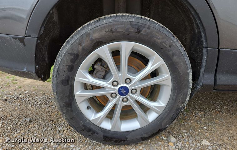 image for item DP6404 2017 Ford Escape SE SUV