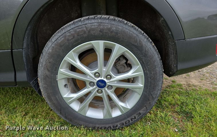 image for item DP6404 2017 Ford Escape SE SUV