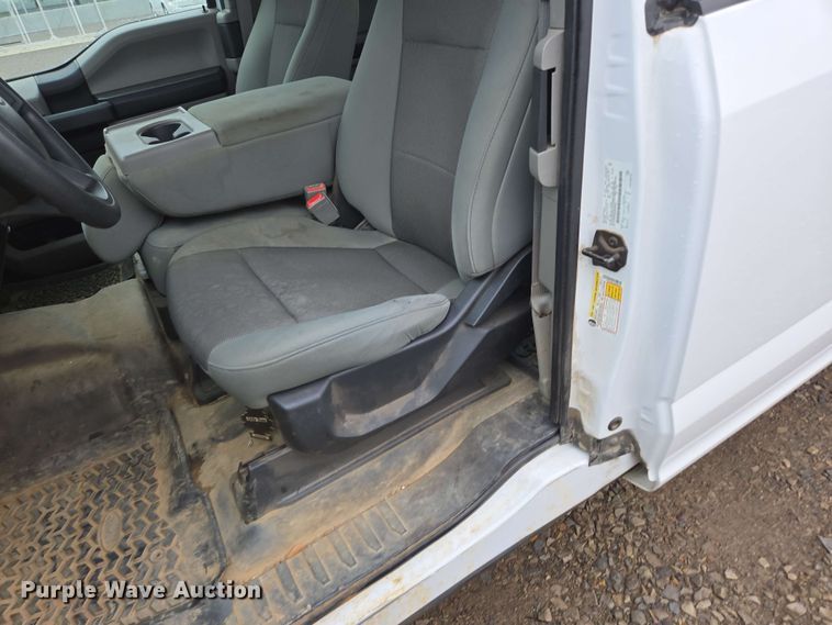 image for item DP6406 2018 Ford F150 XL SuperCab pickup truck