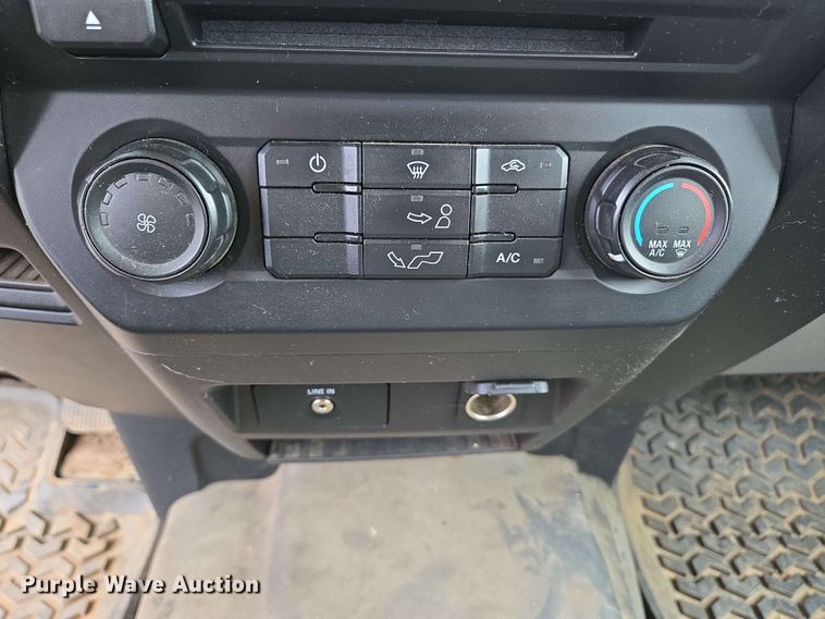 image for item DP6406 2018 Ford F150 XL SuperCab pickup truck