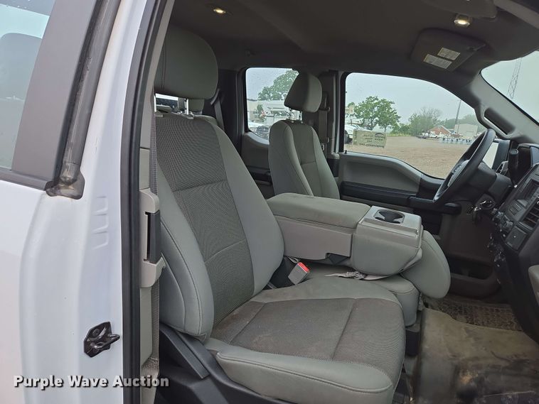 image for item DP6406 2018 Ford F150 XL SuperCab pickup truck