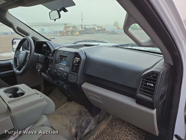 image for item DP6406 2018 Ford F150 XL SuperCab pickup truck