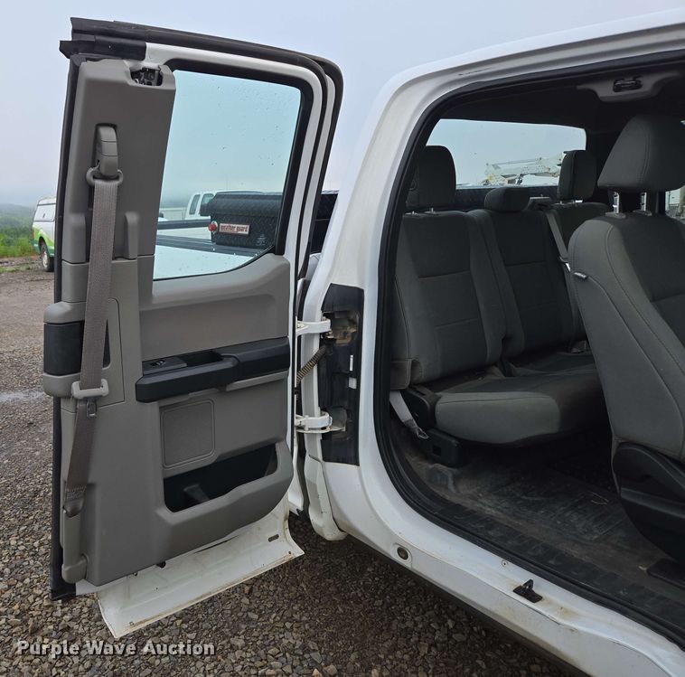 image for item DP6406 2018 Ford F150 XL SuperCab pickup truck