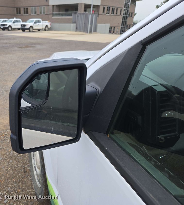 image for item DP6407 2016 Ford F150 SuperCab pickup truck