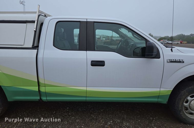 image for item DP6407 2016 Ford F150 SuperCab pickup truck