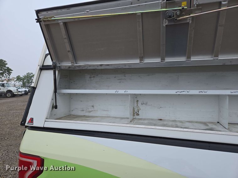 image for item DP6407 2016 Ford F150 SuperCab pickup truck