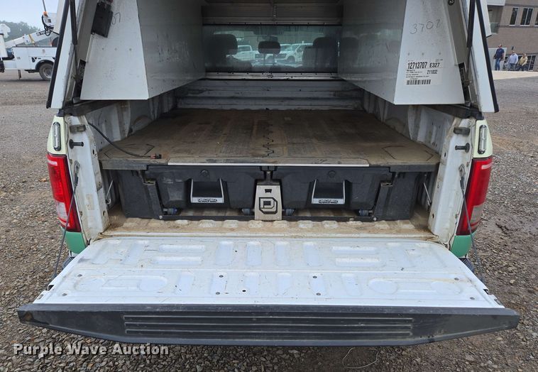 image for item DP6407 2016 Ford F150 SuperCab pickup truck