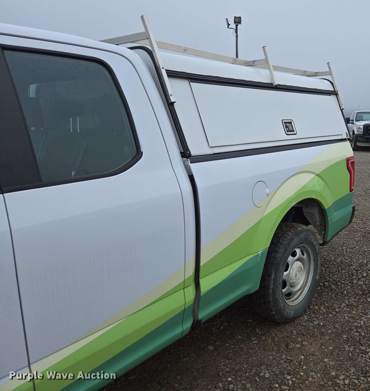 image for item DP6407 2016 Ford F150 SuperCab pickup truck