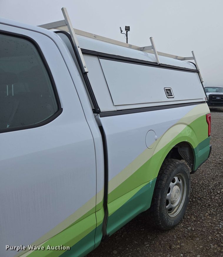 image for item DP6407 2016 Ford F150 SuperCab pickup truck