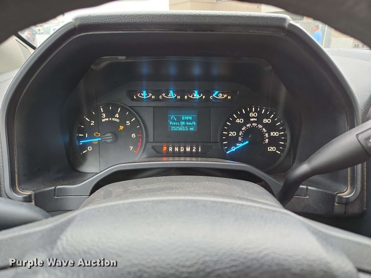 image for item DP6407 2016 Ford F150 SuperCab pickup truck