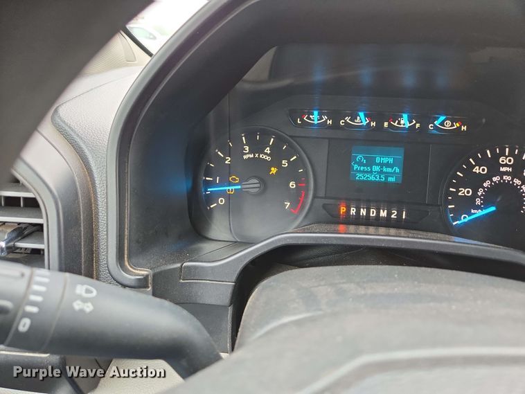 image for item DP6407 2016 Ford F150 SuperCab pickup truck