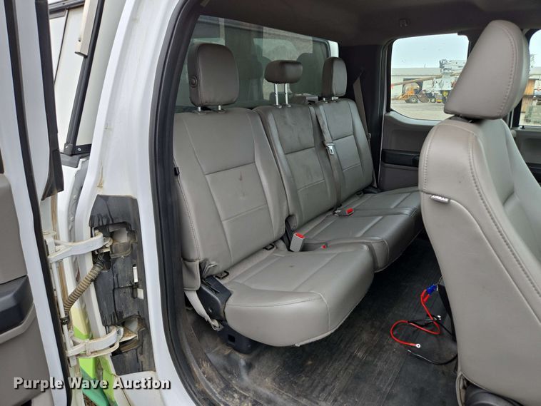 image for item DP6407 2016 Ford F150 SuperCab pickup truck