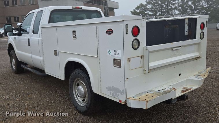 image for item DP6408 2011 Ford F250 Super Duty utility bed pickup truck