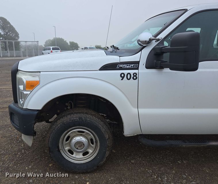 image for item DP6408 2011 Ford F250 Super Duty utility bed pickup truck