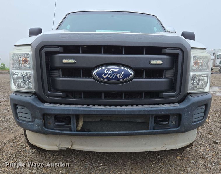 image for item DP6408 2011 Ford F250 Super Duty utility bed pickup truck