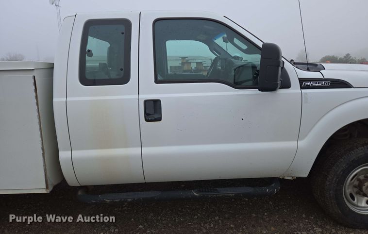 image for item DP6408 2011 Ford F250 Super Duty utility bed pickup truck