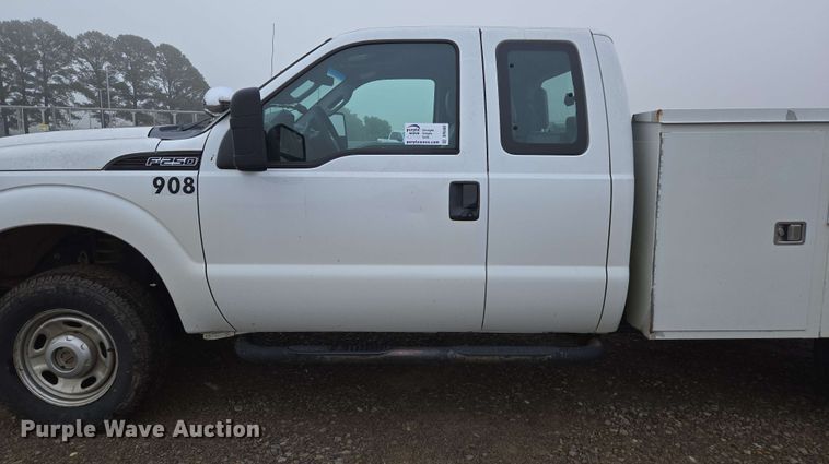 image for item DP6408 2011 Ford F250 Super Duty utility bed pickup truck