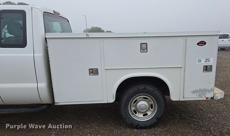 image for item DP6408 2011 Ford F250 Super Duty utility bed pickup truck