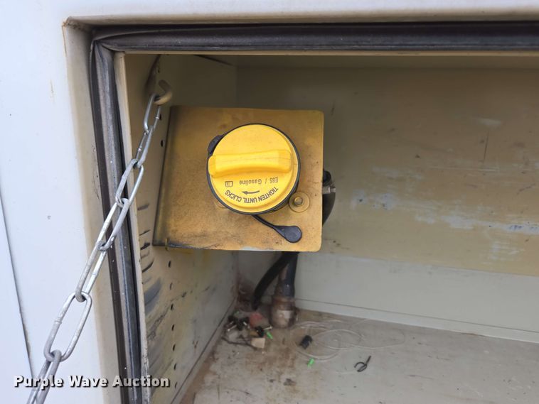 image for item DP6408 2011 Ford F250 Super Duty utility bed pickup truck