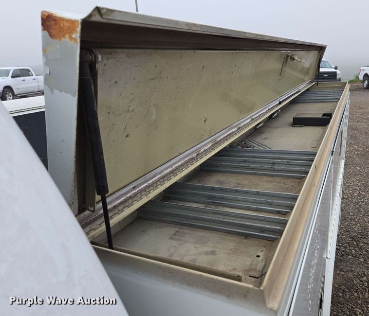 image for item DP6408 2011 Ford F250 Super Duty utility bed pickup truck