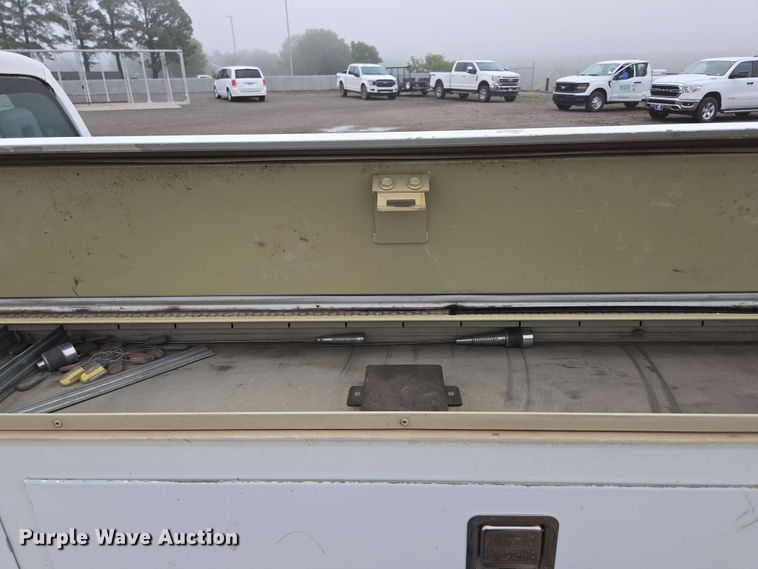 image for item DP6408 2011 Ford F250 Super Duty utility bed pickup truck