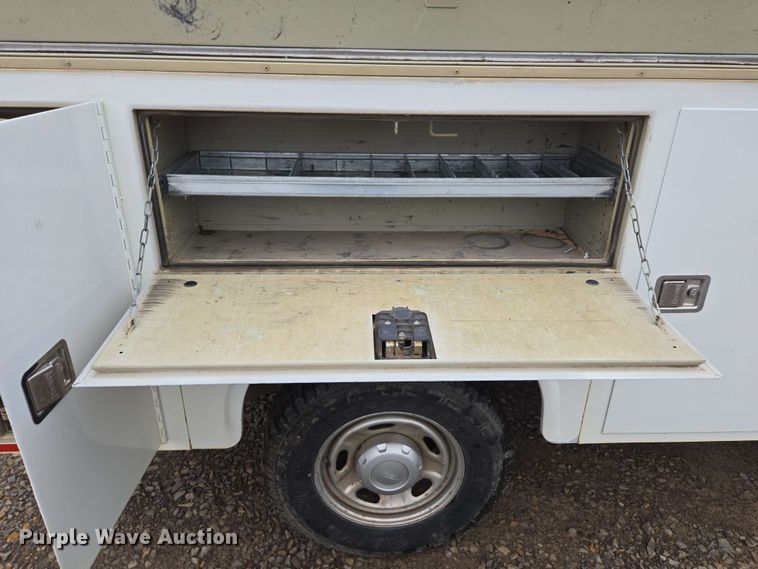 image for item DP6408 2011 Ford F250 Super Duty utility bed pickup truck