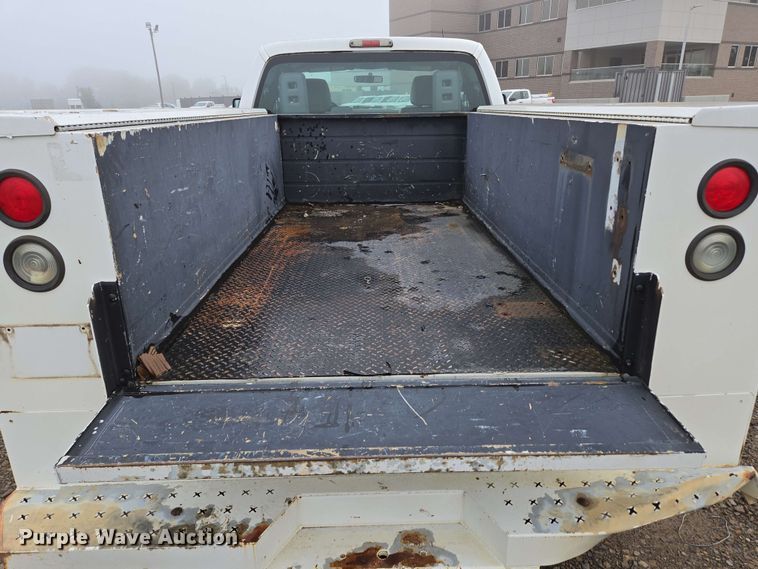 image for item DP6408 2011 Ford F250 Super Duty utility bed pickup truck