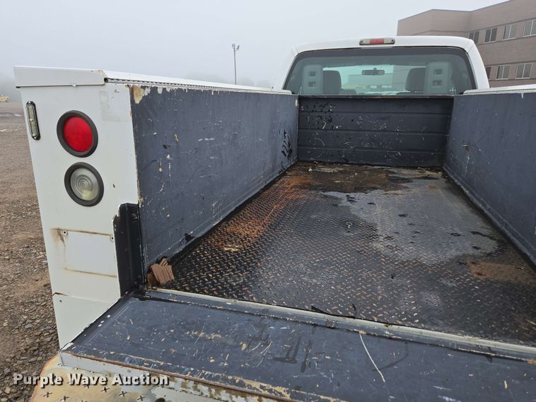 image for item DP6408 2011 Ford F250 Super Duty utility bed pickup truck