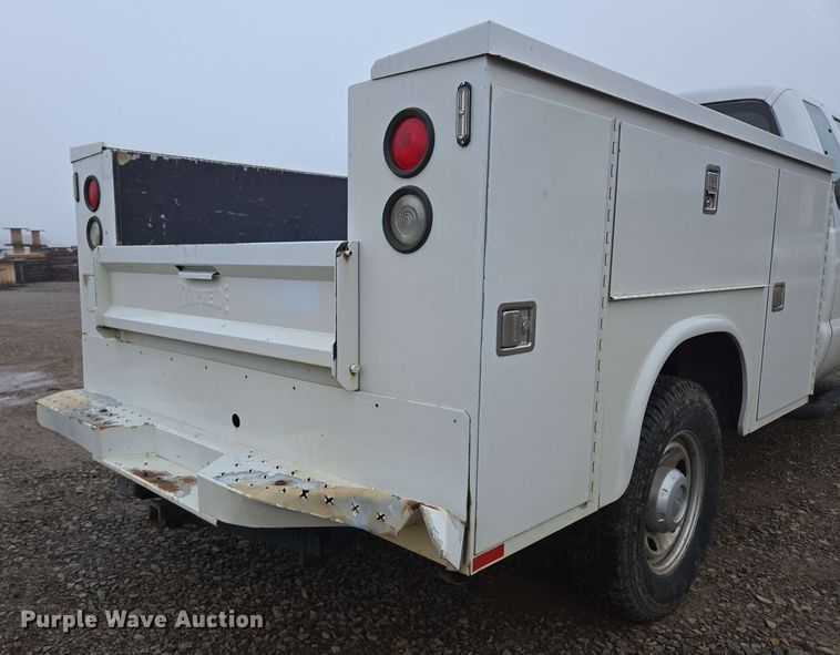 image for item DP6408 2011 Ford F250 Super Duty utility bed pickup truck