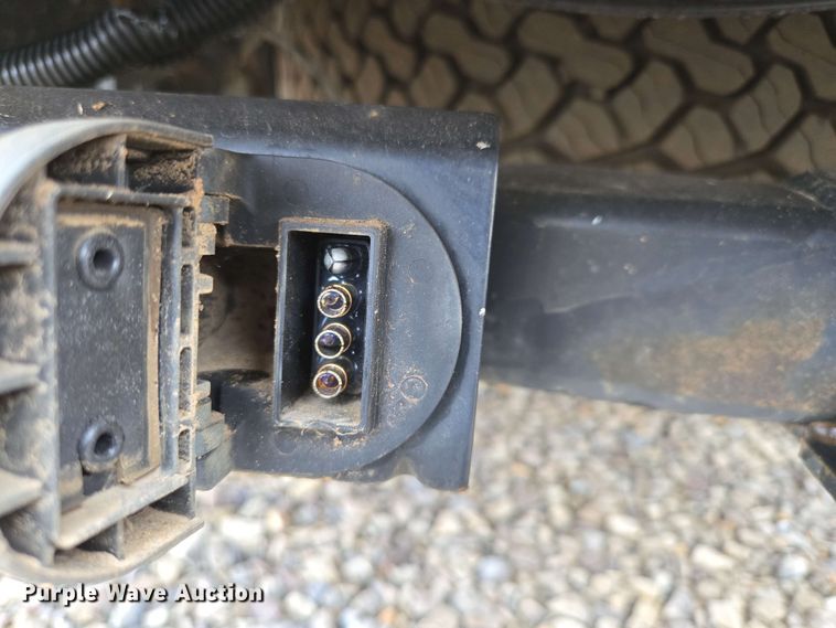 image for item DP6408 2011 Ford F250 Super Duty utility bed pickup truck