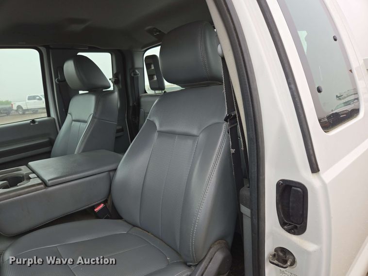 image for item DP6408 2011 Ford F250 Super Duty utility bed pickup truck