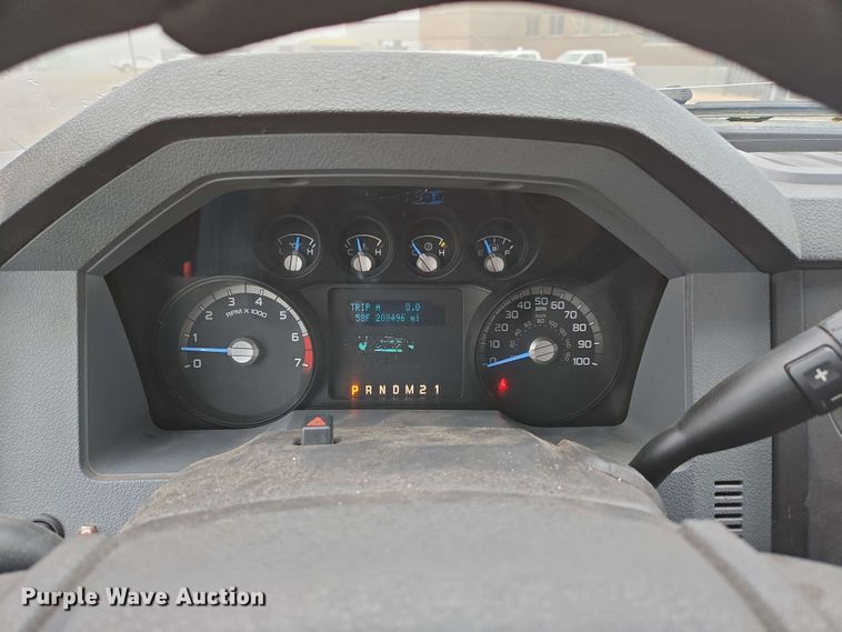 image for item DP6408 2011 Ford F250 Super Duty utility bed pickup truck