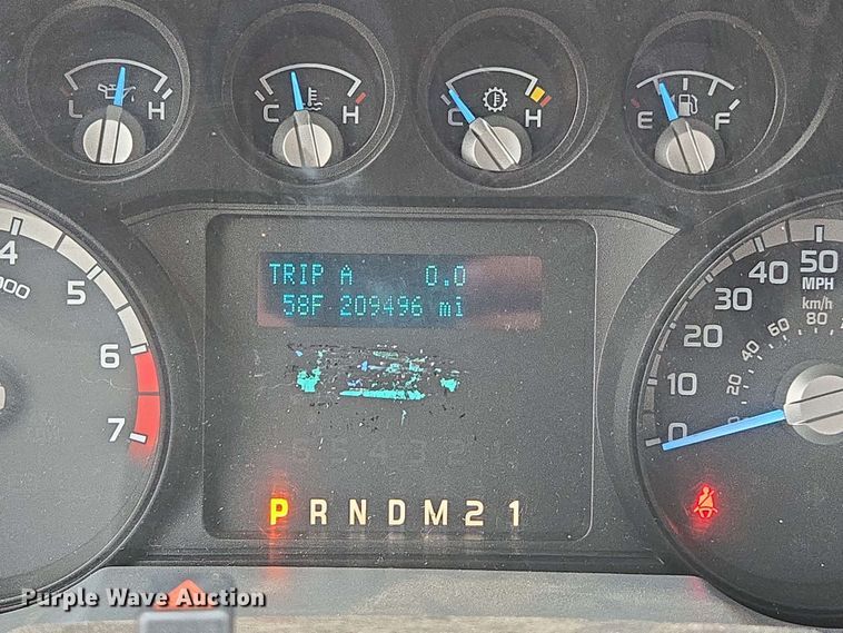 image for item DP6408 2011 Ford F250 Super Duty utility bed pickup truck