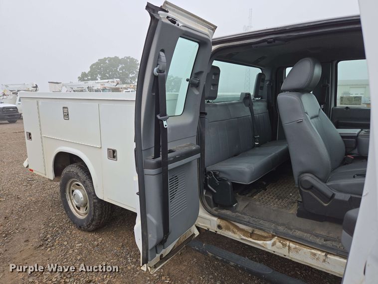 image for item DP6408 2011 Ford F250 Super Duty utility bed pickup truck